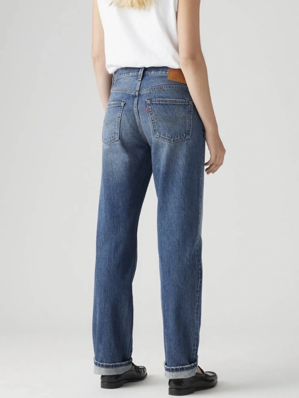Levis 501 90’s Selvedge Denim Jeans Get on Board Medium Wash Size 29x30 NWT - Picture 3 of 14